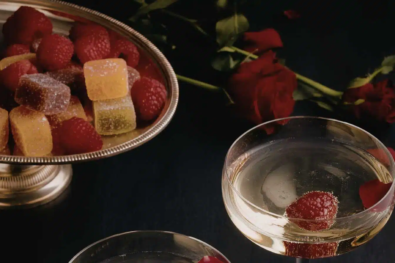 soupe de champagne framboise la recette festive qui va sublimer vos aperitifs 1