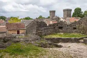 village medieval decouvrez les tresors caches de la france historique 1