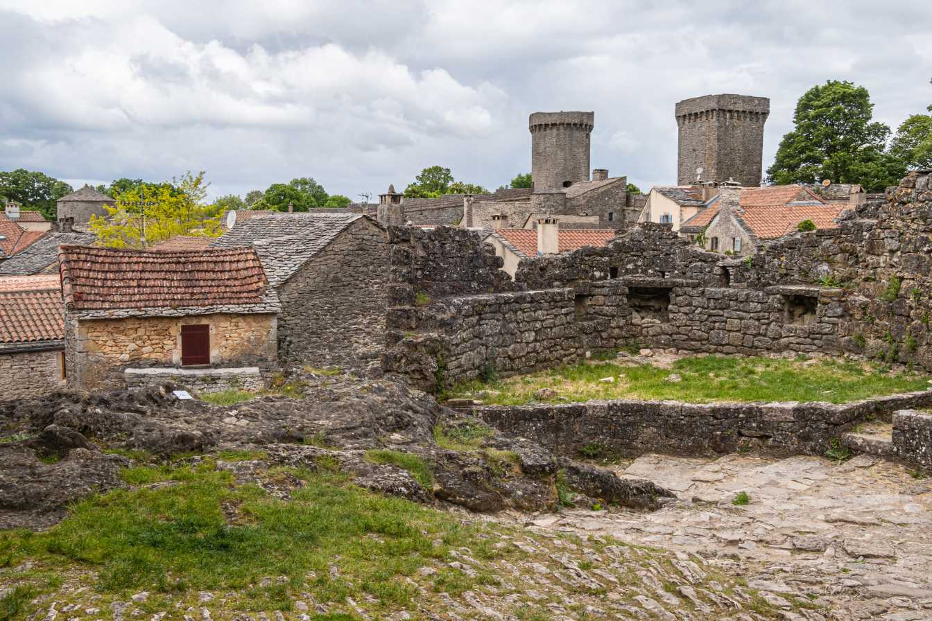 village medieval decouvrez les tresors caches de la france historique 1